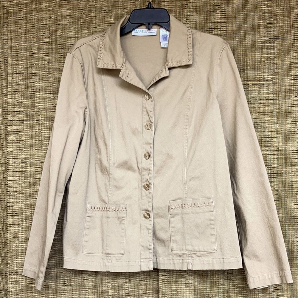 Liz Claiborne cotton jacket color khaki